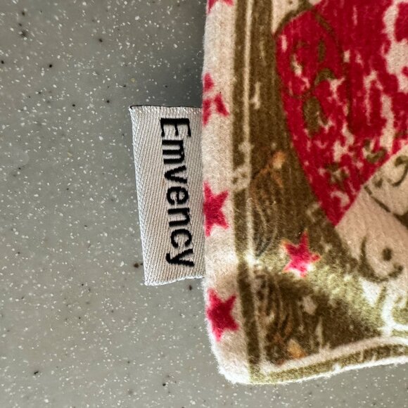 Emvency Circus Pillow Covers Red Star Pair 16x16 - Picture 4 of 5